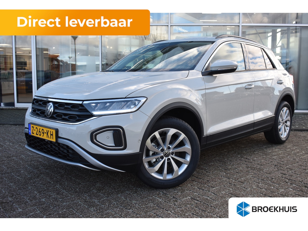 Volkswagen T-Roc - 1.0 TSI 110 6MT Life Edition Zijruiten achter en achterruit getint 65% lichtabsorberend - AutoWereld.nl