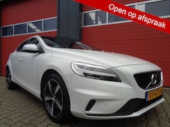 Volvo V40 - 1.5 T3 Polar+ Sport 153PK Automaat Panoramadak Navi Clima Cruise LMV NL-Auto