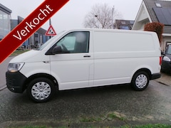 Volkswagen Transporter - 2.0 TDI 102pk L1H1 Airco, Cruise, Navi, Pdc, trekh 3 persoons