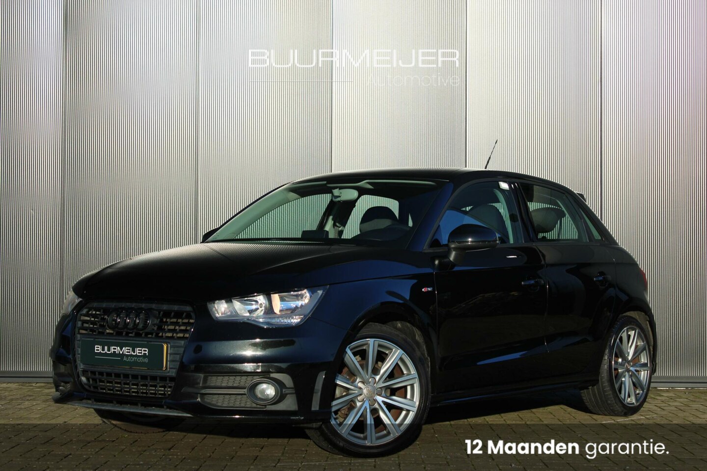 Audi A1 Sportback - 1.2 TFSI Attraction S-Line - Cruise Control - Airco - 17 inch lichtmetalen velgen - Parkee - AutoWereld.nl