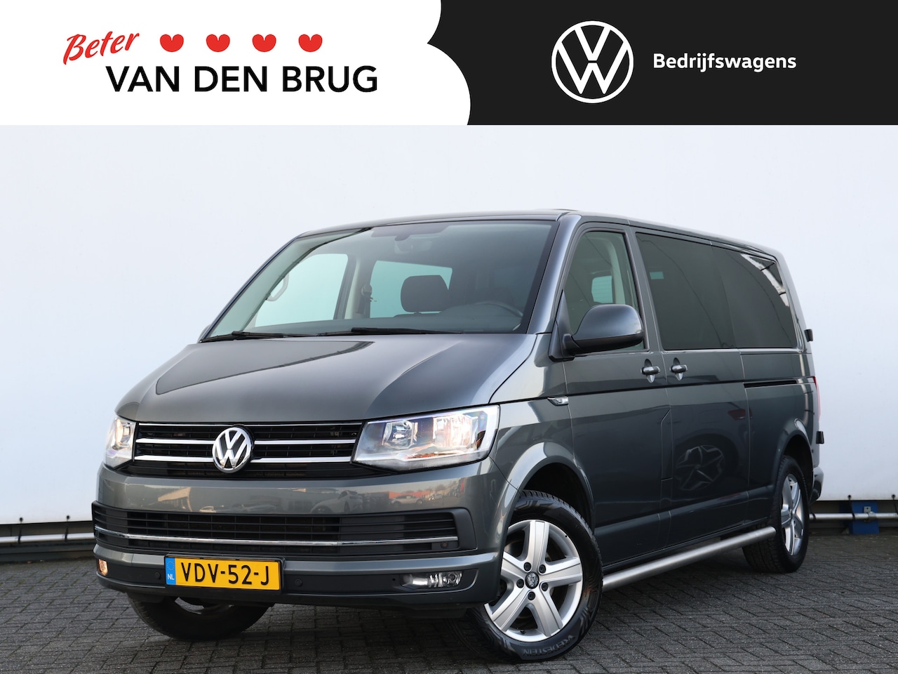 Volkswagen Transporter - 2.0 TDI 150PK DSG L2H1 DC Highline | Airco | Cruise | Navi | Stoelverw. | 2x Schuifdeur | - AutoWereld.nl