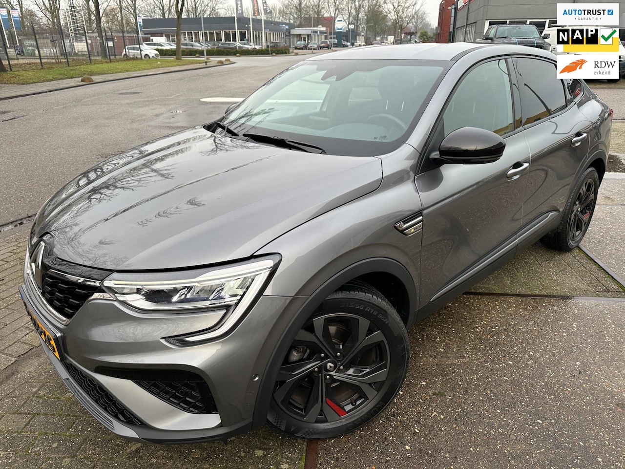 Renault Arkana - 1.6 E-Tech Hybrid 145 R.S. Line 2022 SPORT LUXE FULL LED NAP - AutoWereld.nl