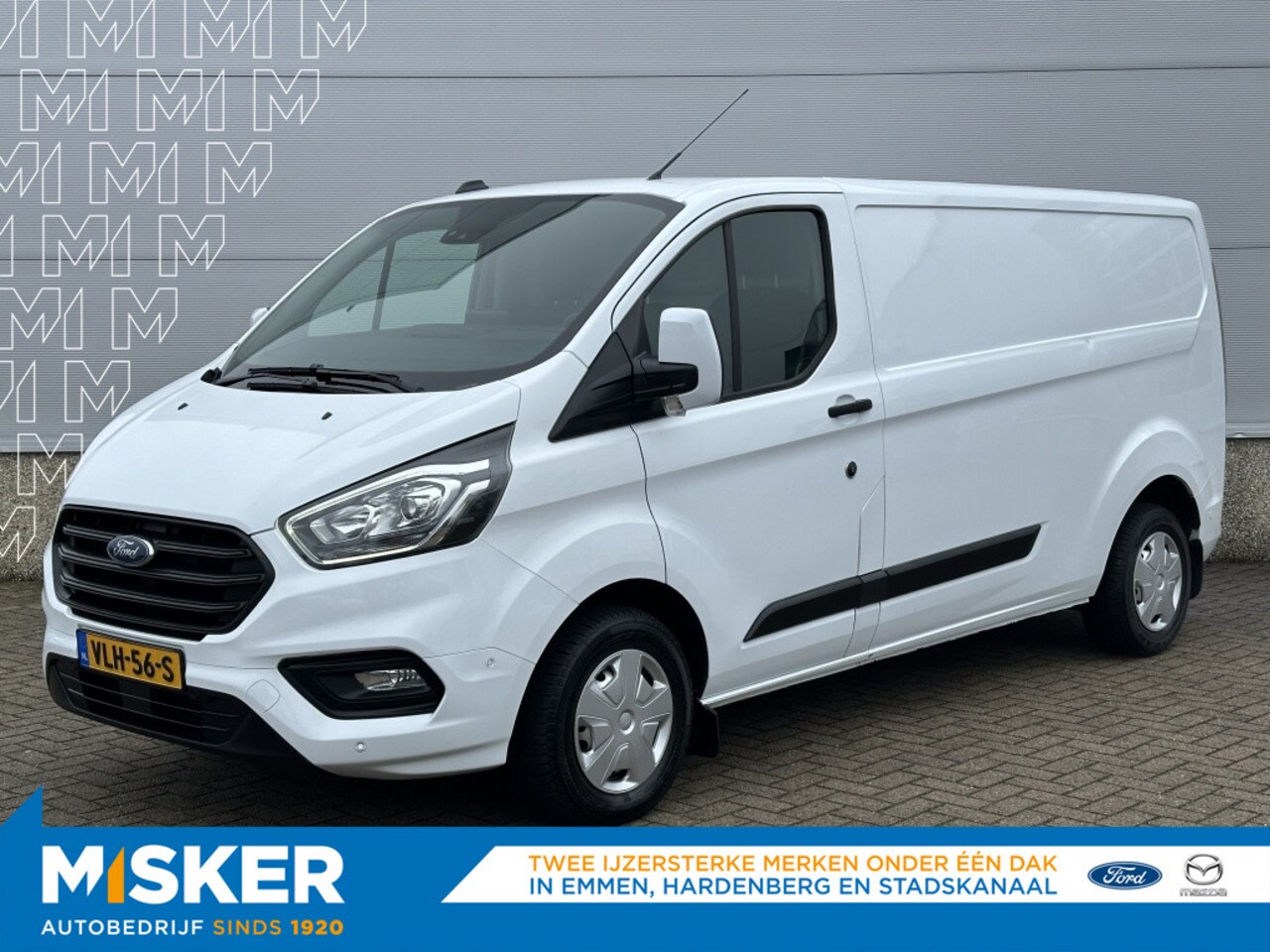 Ford Transit Custom - 300 2.0 TDCI L2H1 Trend 130pk NAVI! CAMERA! LAADRUIMTEPAKKET! - AutoWereld.nl