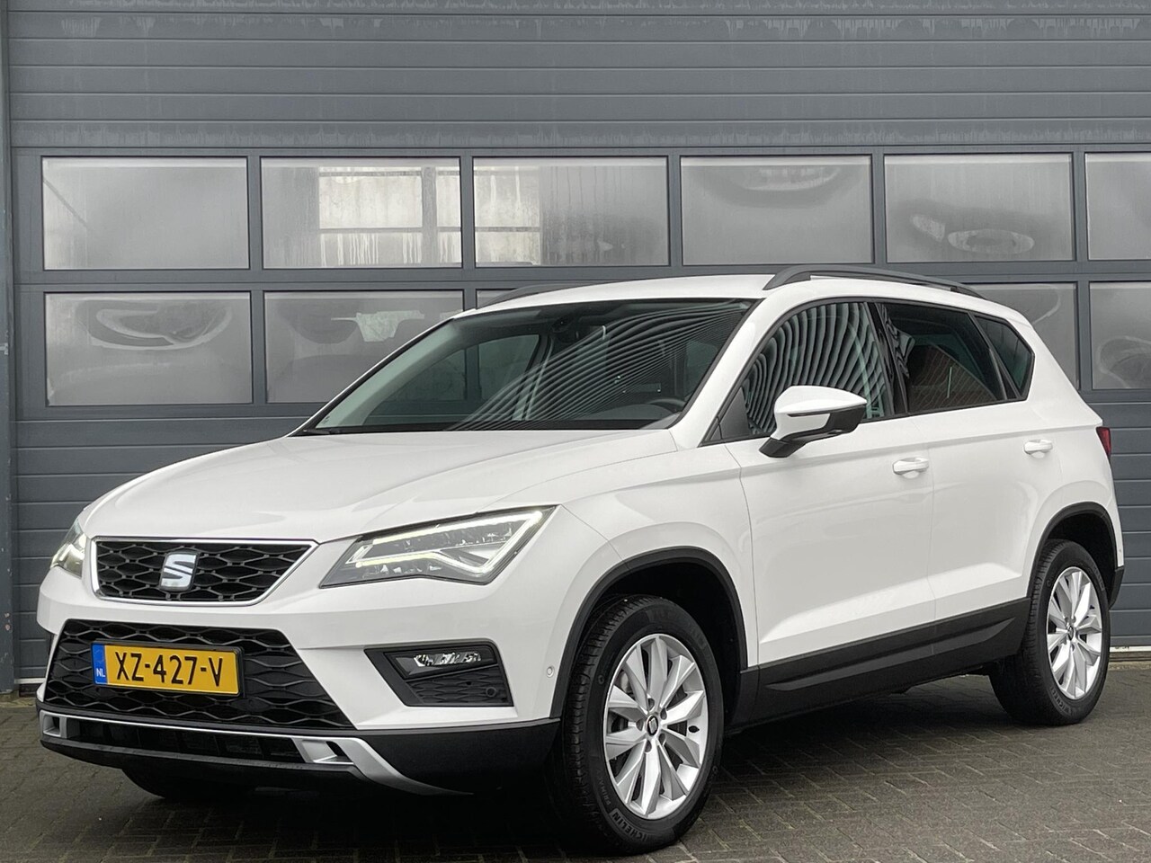 Seat Ateca - 1.5 TSI STYLE BUSINESS INTENSE I DEALER ONDERHOUDEN I CLIMATE CONTROL I APPLE/ANDROID I CR - AutoWereld.nl