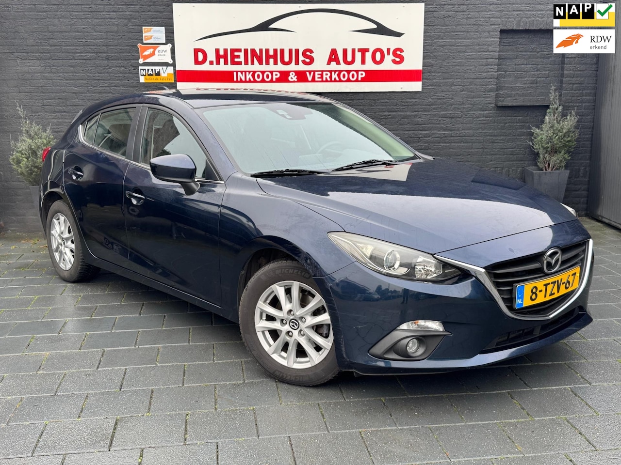 Mazda 3 - 2.2D Skylease E.U€5450 / NL€6250 - AutoWereld.nl