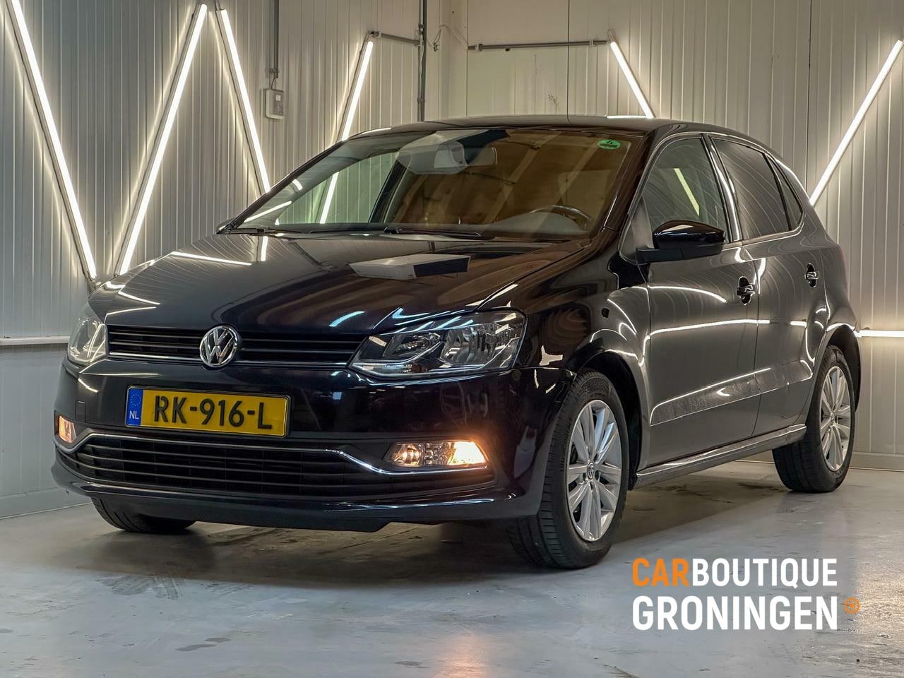 Volkswagen Polo - 1.2 TSI Comfortline | AUTOMAAT | NAVI | TREKHAAK - AutoWereld.nl