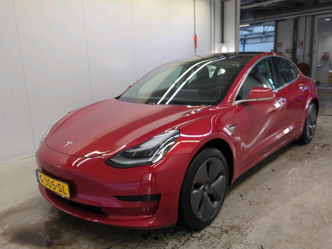 Tesla Model 3 - Standard RWD Plus [ AUTOPILOT+60 kWh+PREMIUM AUDIO ] - AutoWereld.nl