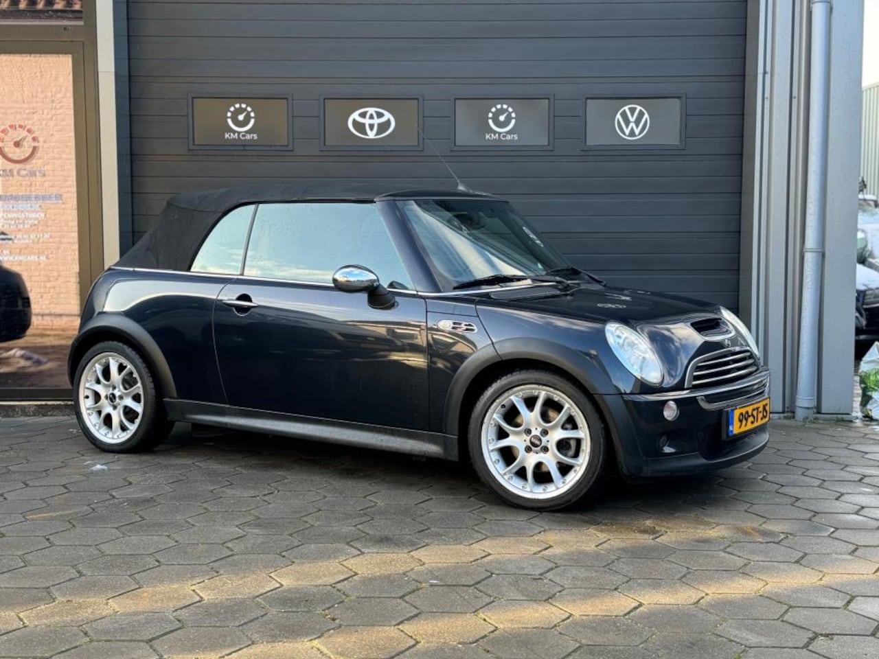 MINI Cabrio - Mini 1.6 Cooper S Chili - 1e Eigenaar - Cabrio/Leer/Navi/ FULL OPTIE - AutoWereld.nl