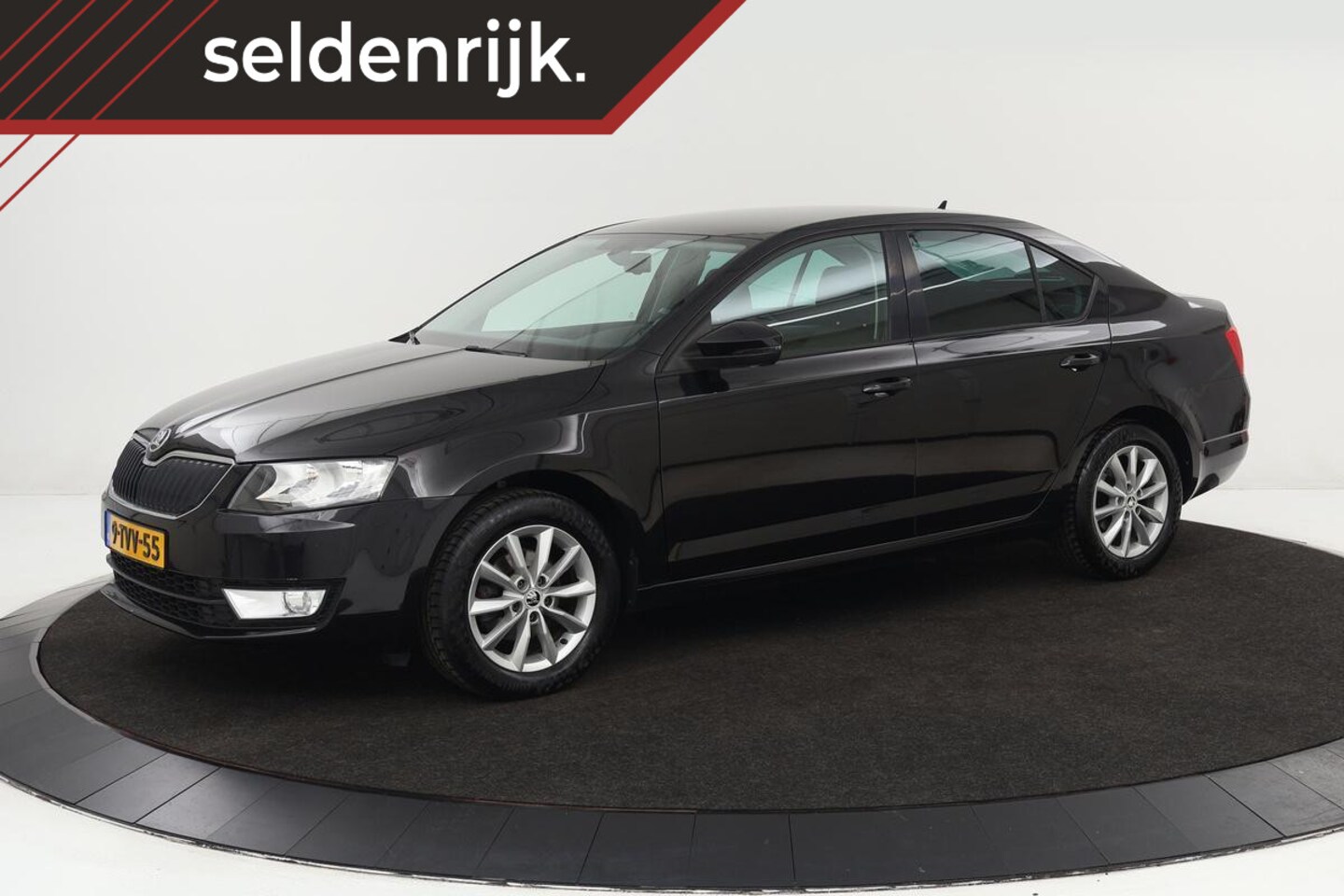 Skoda Octavia - 1.2 TSI Ambition | 2e eigenaar | Trekhaak | Navigatie | Climate control | Bluetooth | PDC - AutoWereld.nl