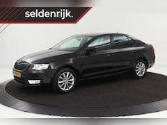 Skoda Octavia - 1.2 TSI Ambition | 2e eigenaar | Trekhaak | Navigatie | Climate control | Bluetooth | PDC