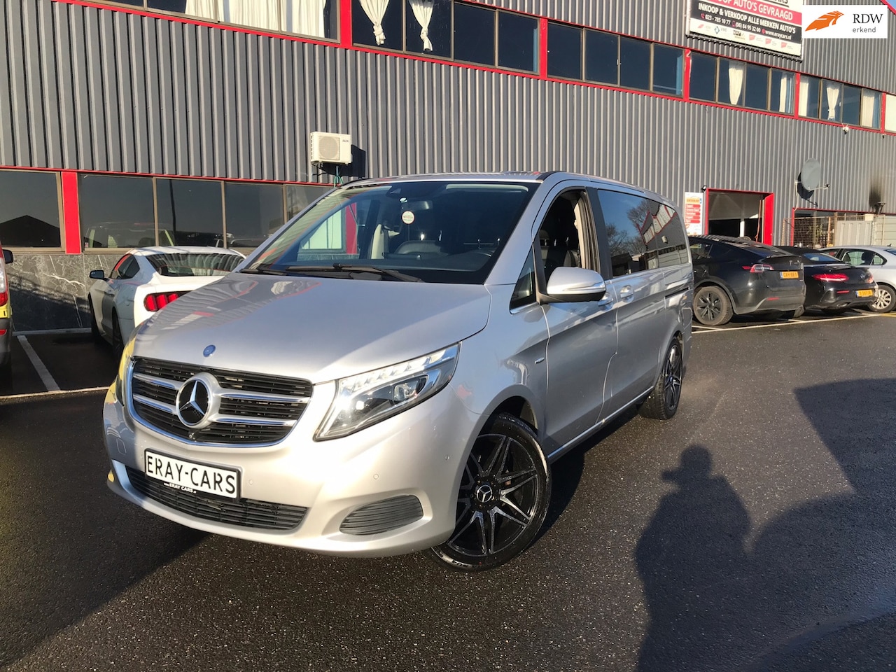 Mercedes-Benz V-klasse - 220d / AVANTGARDE / 9 PERSOONS / AUTOMAAT / LEER / SP VLG / - AutoWereld.nl