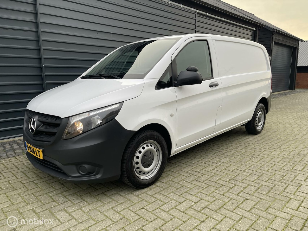 Mercedes-Benz Vito - Bestel 114 CDI automaat Airco ecc ! Cruise - AutoWereld.nl