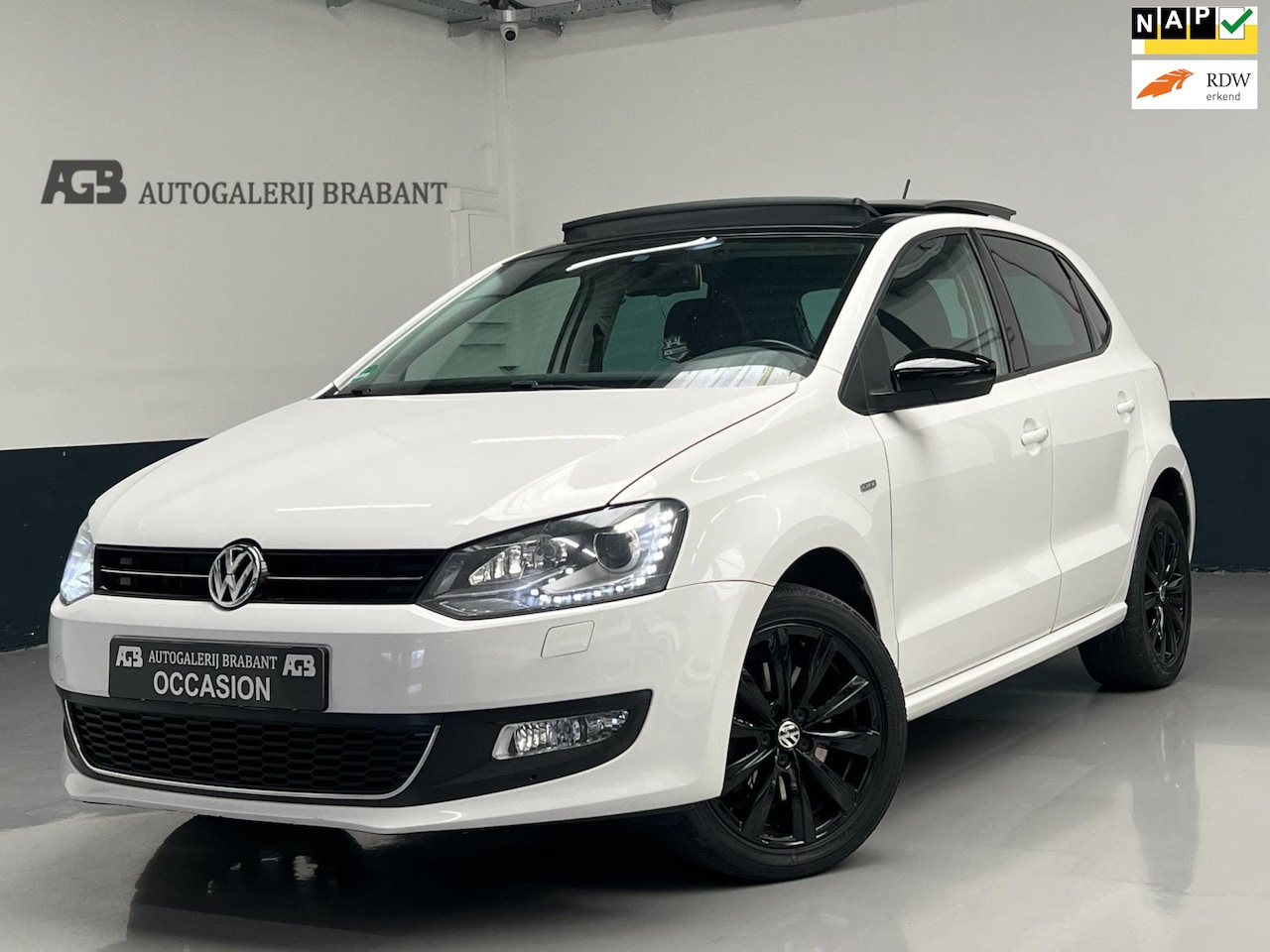 Volkswagen Polo - 1.2 TSI Highline Pano/Cruise/PDC/Carplay - AutoWereld.nl