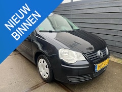 Volkswagen Polo - 1.2-12V Trendline AIRCO/5DEURS/SERVICE ONDERHOUD/NIEUWE APK