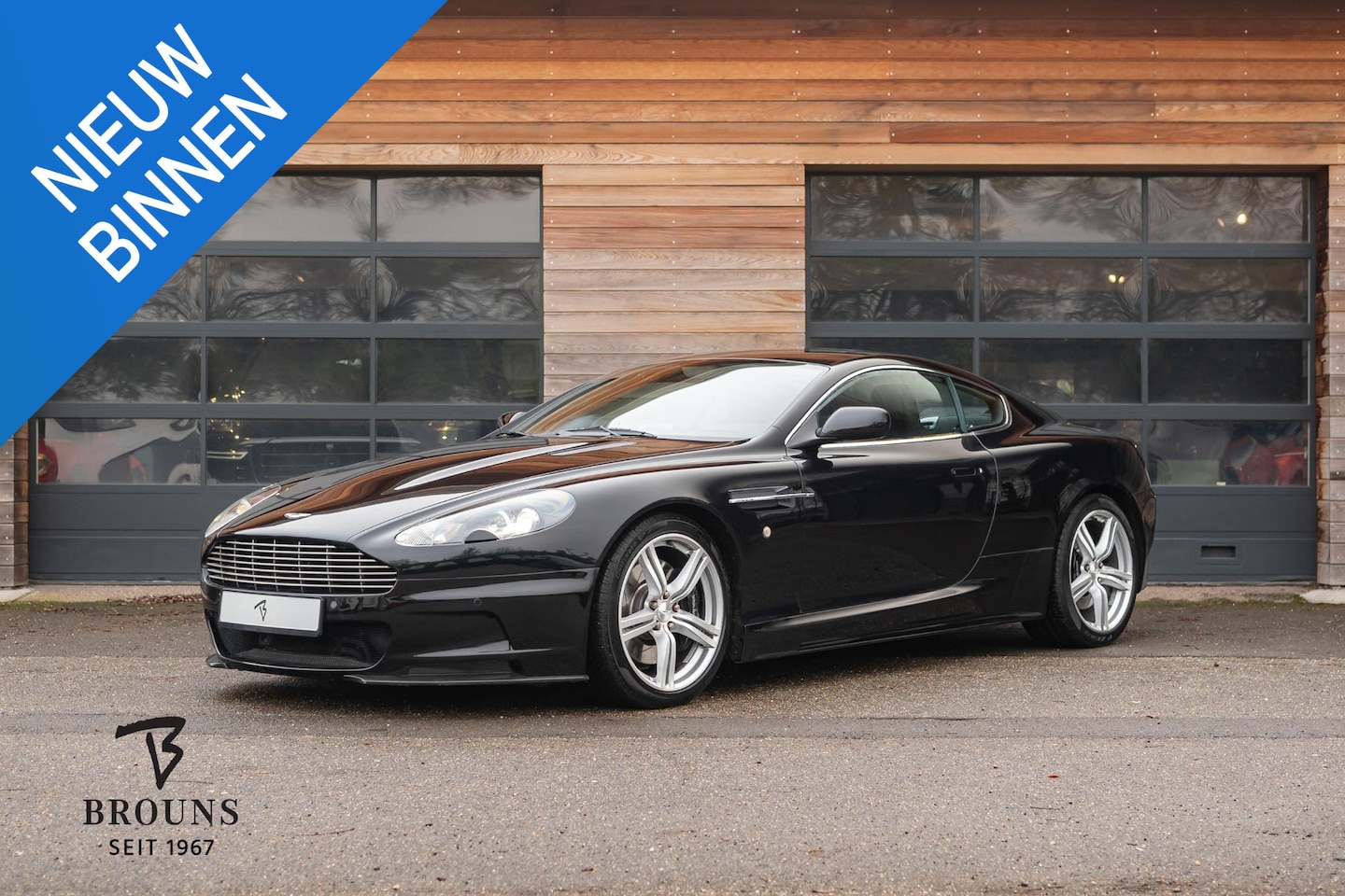 Aston Martin DB9 - 5.9 V12 Touchtronic 457pk *NL auto-AM dealeronderhouden - AutoWereld.nl