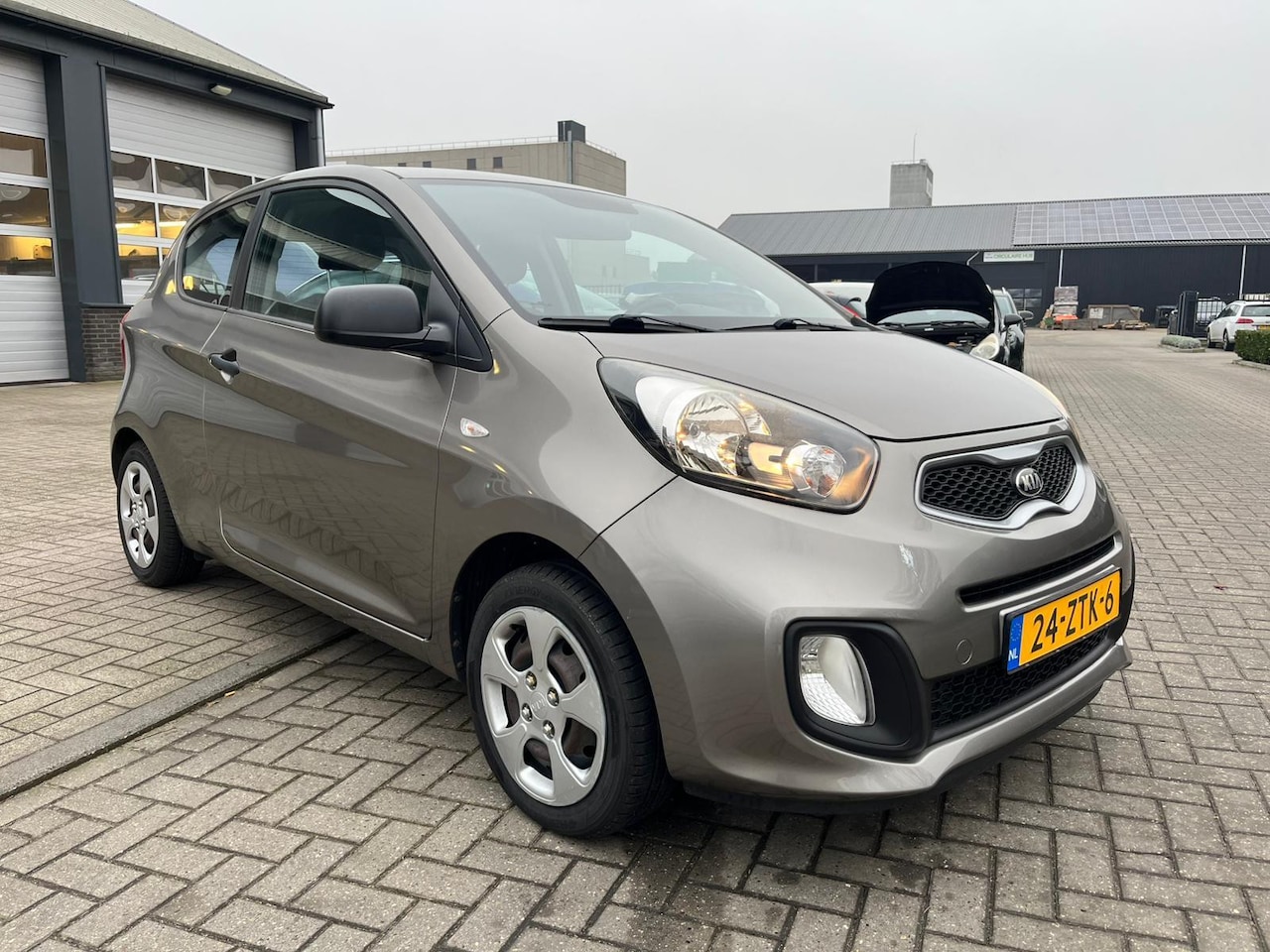 Kia Picanto - 1.0 CVVT Airco 1.0 CVVT Airco - AutoWereld.nl