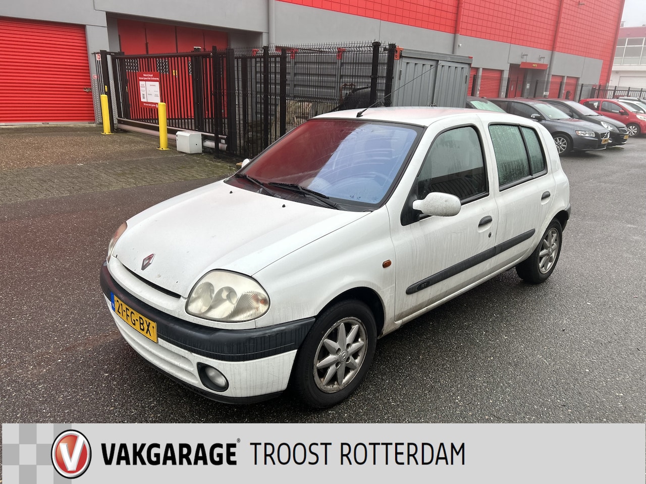 Renault Clio - 1.4-16V RT | Airco | APK verlopen | Meeneemprijs | Inruilkoopje - AutoWereld.nl