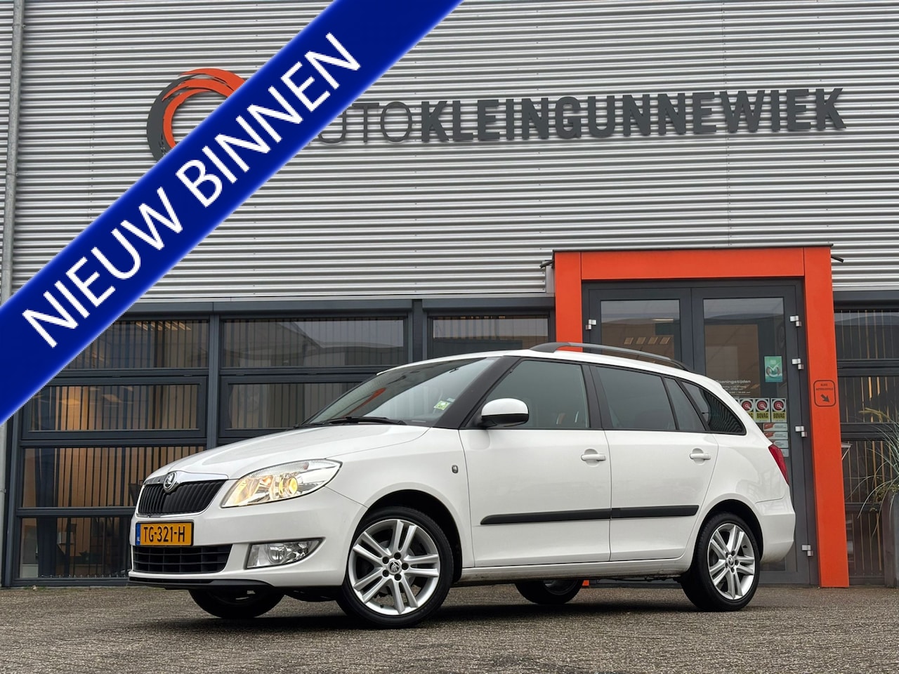 Skoda Fabia Combi - 1.2 TSI Sprint Pro / Airco / Cruise Control / Stoelverwarming / - AutoWereld.nl