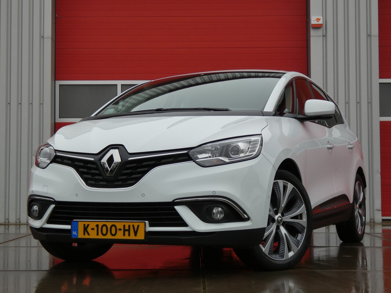 Renault Grand Scénic - 1.3 TCe Intens 7P/ lage km/ zeer mooi! - AutoWereld.nl