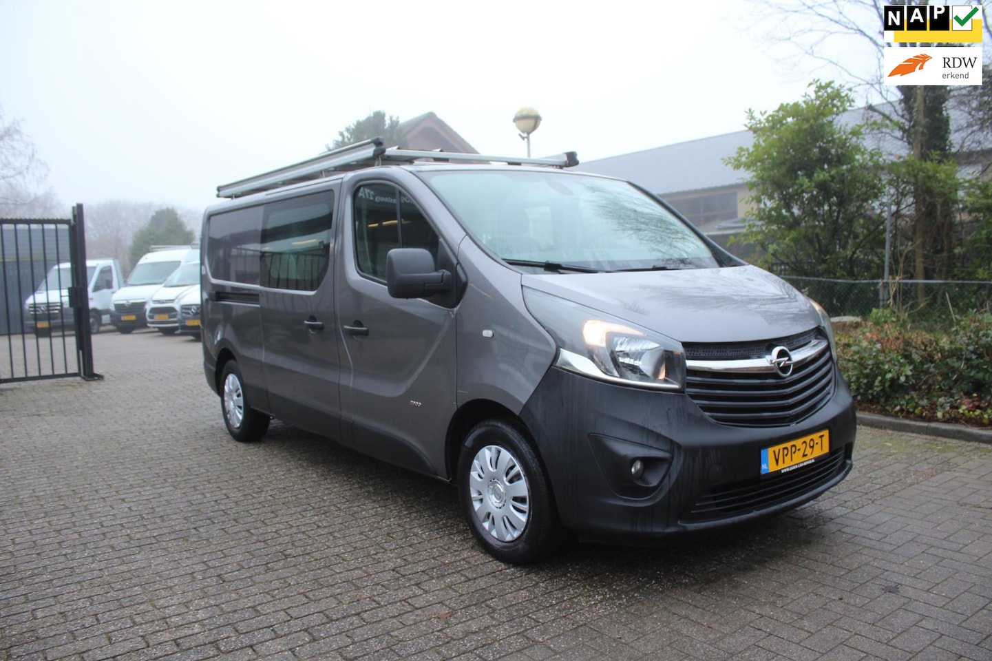 Opel Vivaro - 1.6 CDTI L2H1 DC Edition EcoFlex lang dubbel Cab div storing - AutoWereld.nl