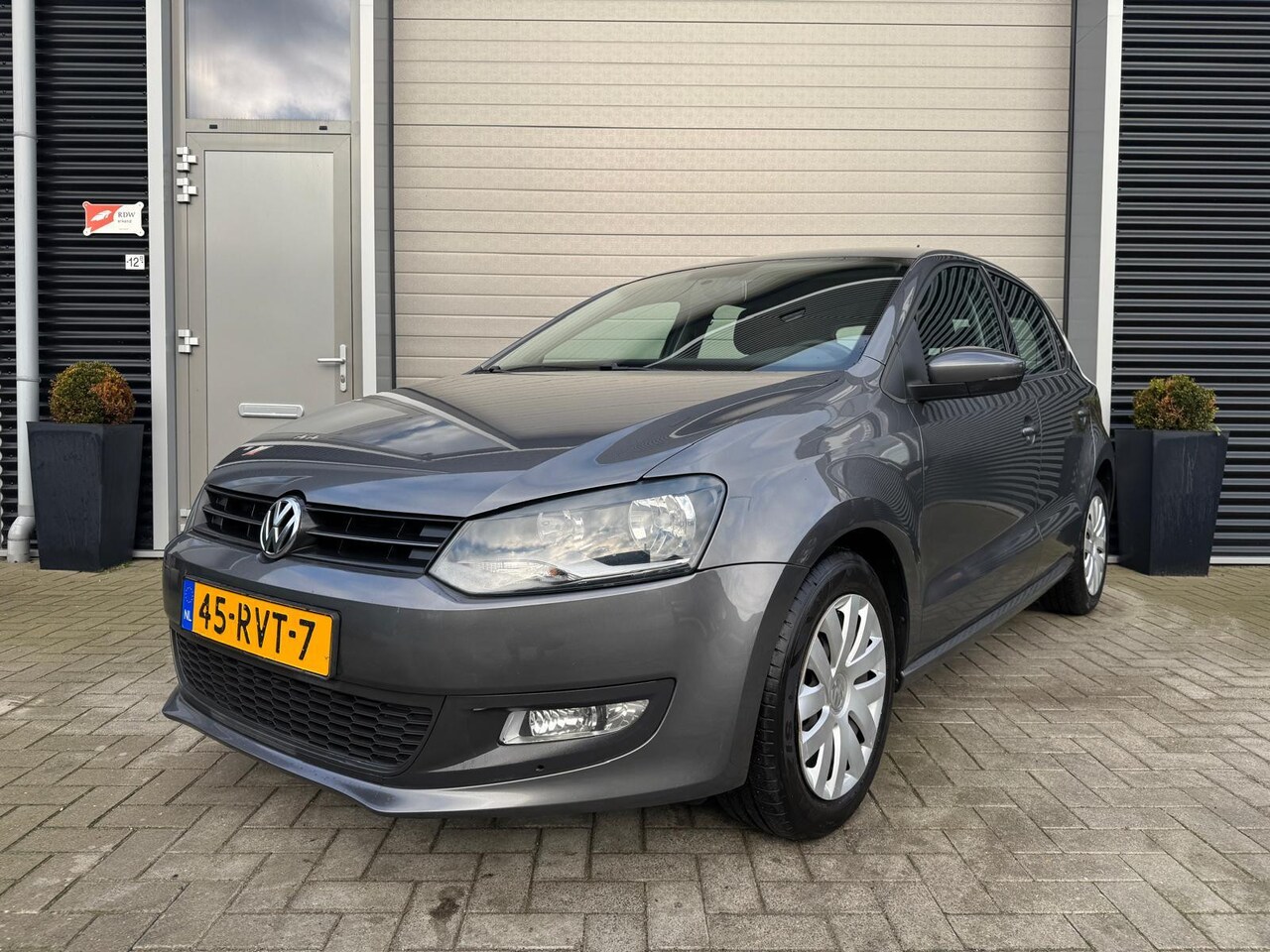 Volkswagen Polo - 1.4-16V Comfortline 1.4-16V Comfortline - AutoWereld.nl