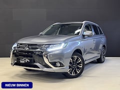 Mitsubishi Outlander - 2.0 PHEV Executive Edition | Nieuwe accu | Nieuwe model | Dealer onderhouden | Afn. trekha