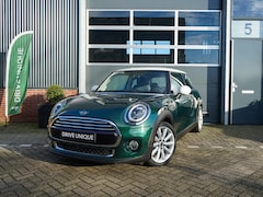 MINI Cooper - 1.5 Union Jack licht, Stoelverwarming, 17'' velgen, Parkeersensoren