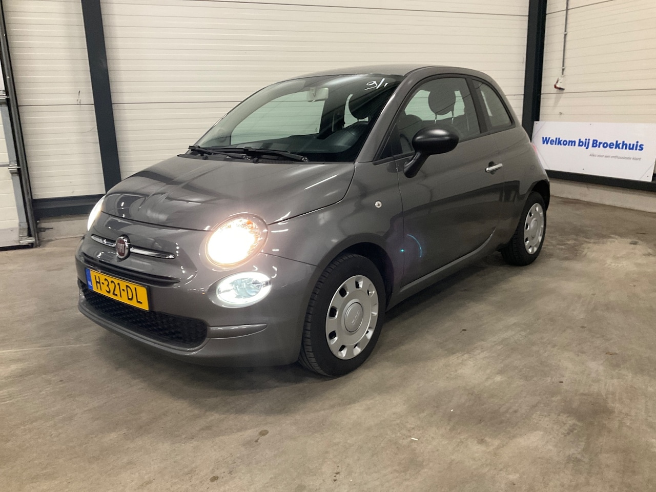 Fiat 500 - 1.2 Young | Airco | Cruise | Dab | Navi | Komt binnenkort binnen! - AutoWereld.nl