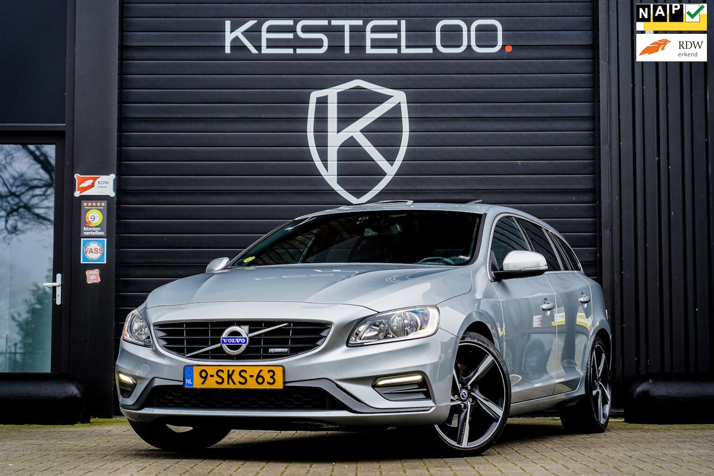 Volvo V60 - 2.4 D5 5-CIL 230 PK POLESTAR 3XR-Design SCHUIFDAK/TREKHAAK/VOLLEDER/NAP - AutoWereld.nl