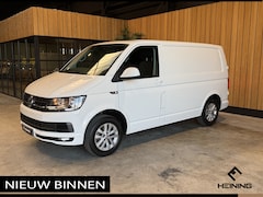 Volkswagen Transporter - 2.0 TDI L1H2 Highline 150 PK Automaat. Navi. Trekhaak