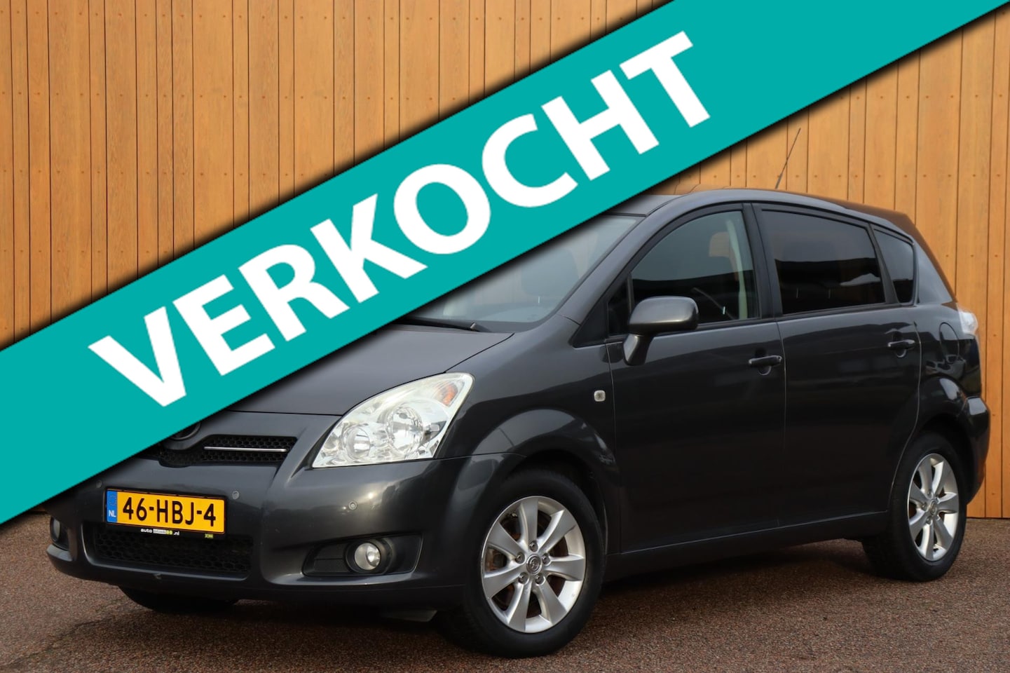 Toyota Verso - 1.8 VVT-i Luna van 1ste Eigenaar org. NL-auto navigatie trekhaak - AutoWereld.nl