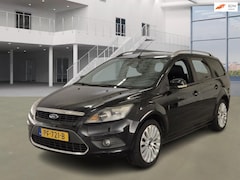 Ford Focus Wagon - 2.0 Titanium AUT NAVI PSENSOR LEDER CRUISE TREKHAAK