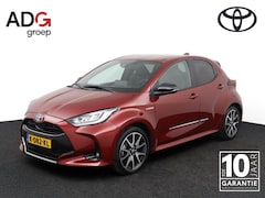 Toyota Yaris - 1.5 Hybrid Executive | Navigatie | Parkeersensoren V + A | Keyless start en entry |