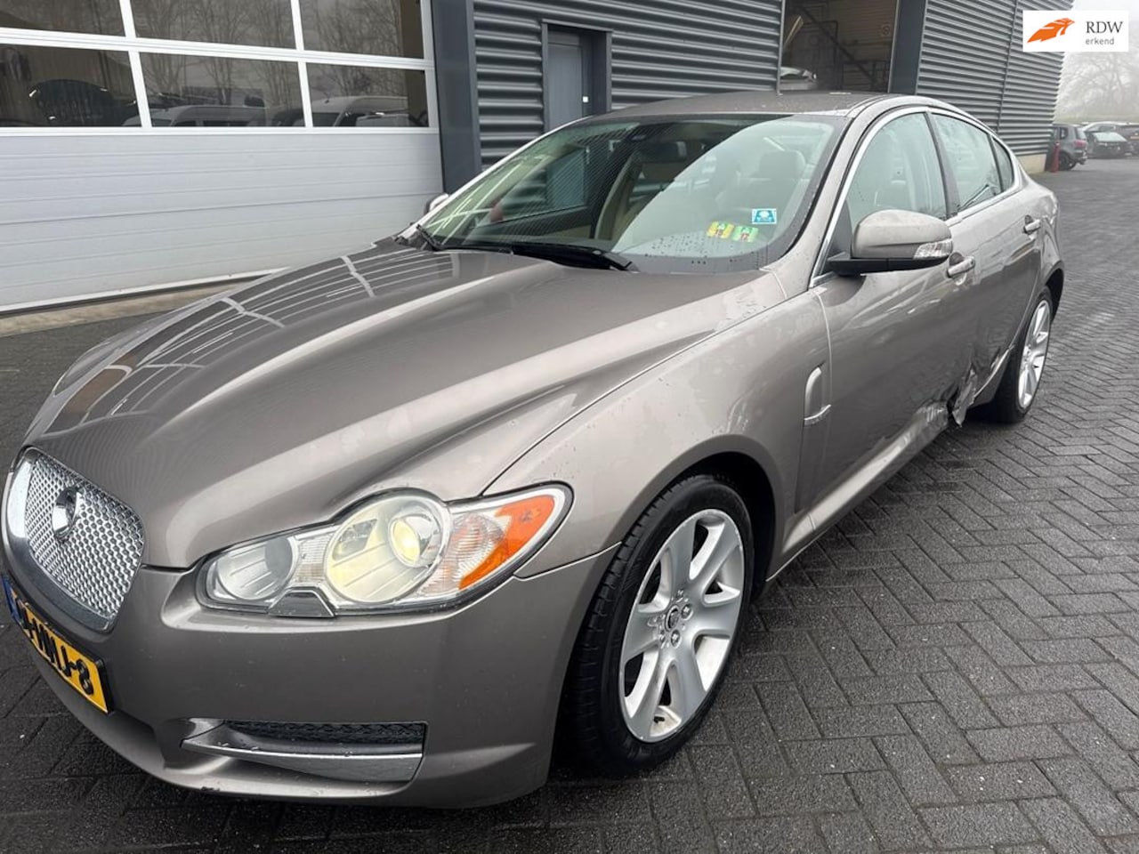 Jaguar XF - 2.7D V6 Premium Luxury 2.7D V6 Premium Luxury - AutoWereld.nl