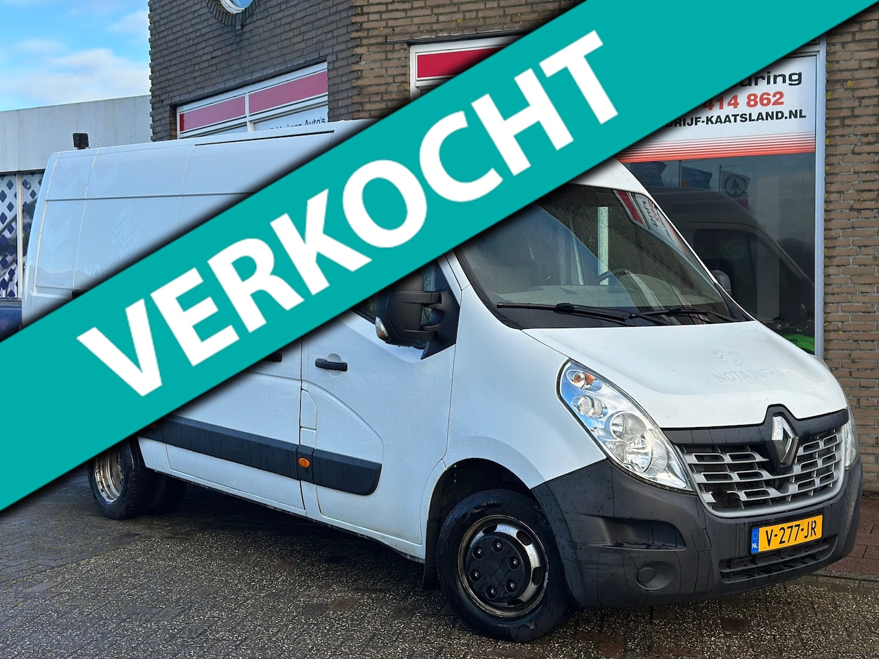 Renault Master - T35 2.3 dCi L3H3 DL Energy BTW - Navi - Airco - Trekhaak - 2017 - AutoWereld.nl