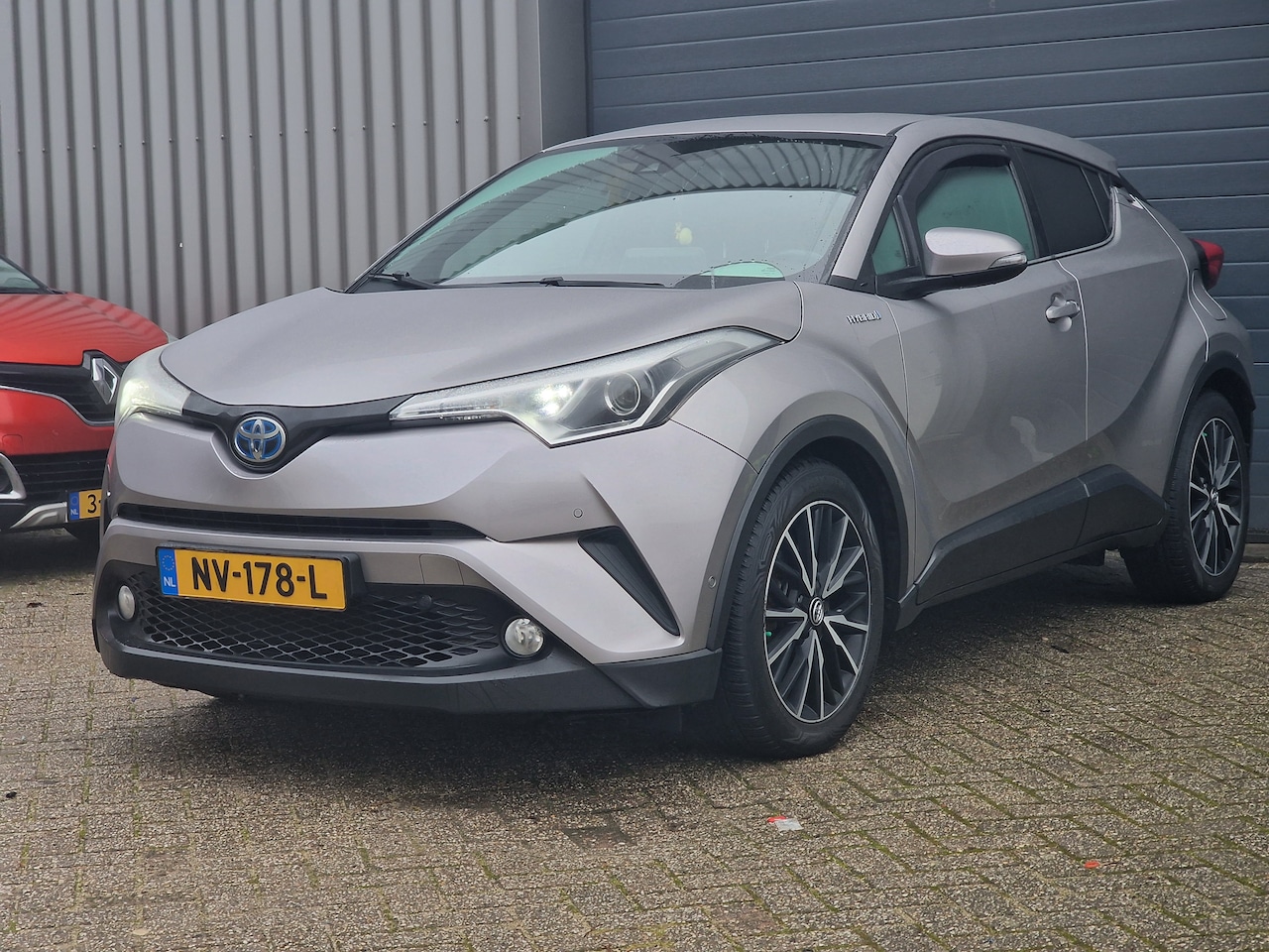 Toyota C-HR - 1.8 Hybrid Executive - AutoWereld.nl