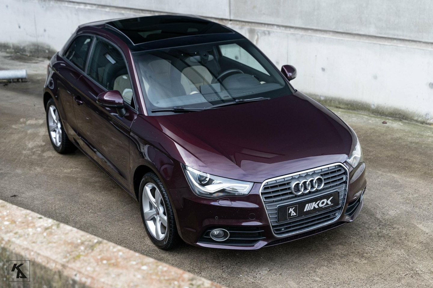 Audi A1 - 1.2 TFSI | 2011 | Shirazred | Volle uitvoering - AutoWereld.nl