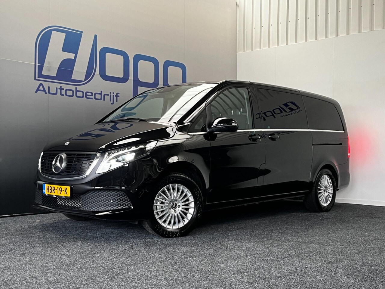 Mercedes-Benz EQV - 300 L2 - 8 Pers. - Leer - Camera - Airco achter - Incl. Garantie - AutoWereld.nl