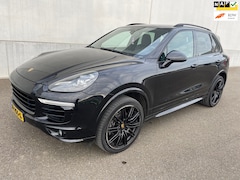 Porsche Cayenne - 3.0 D GTS line 1e eigenaar Pano