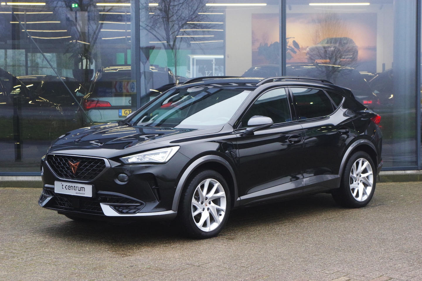 CUPRA Formentor - 1.4 e-Hybrid 204 PK BNS PHEV, Adap. Cruise Control, Camera, Stuurverwarming, LED - AutoWereld.nl