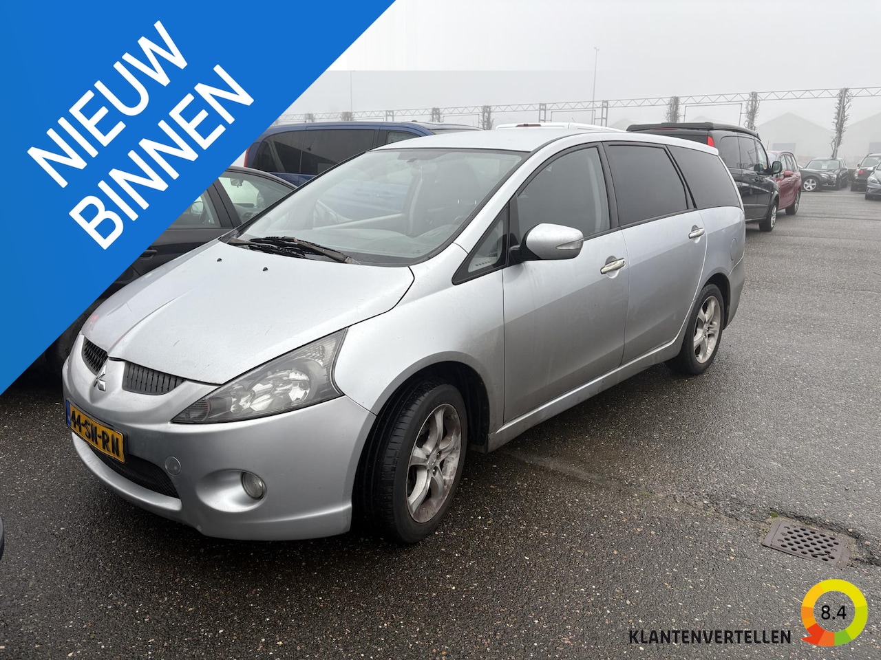 Mitsubishi Grandis - 2.4-16V Intense 2.4-16V Intense - AutoWereld.nl