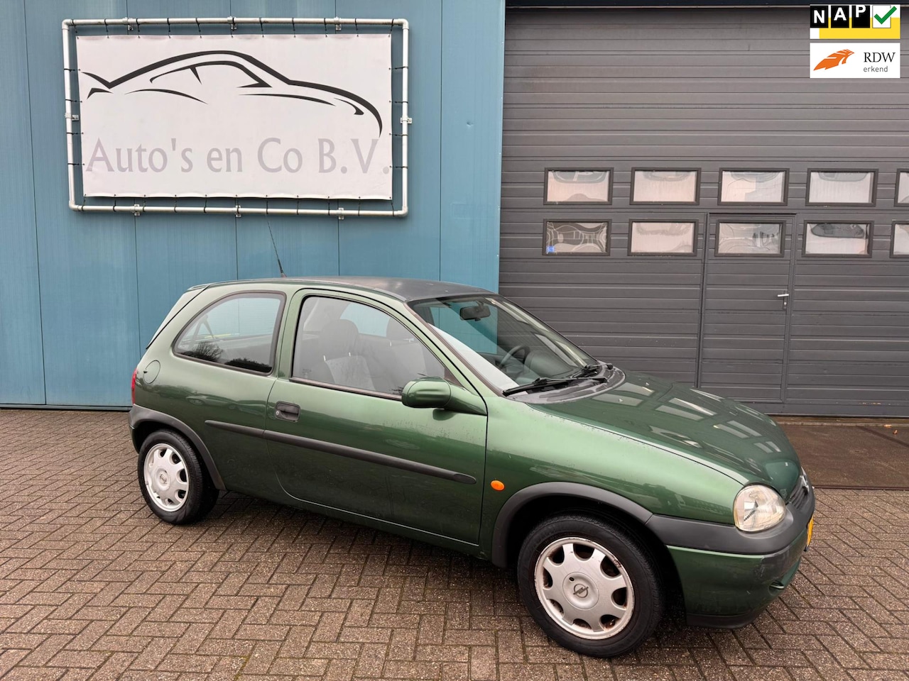 Opel Corsa - 1.2i-16V Onyx Stuurbekr Orig NL Auto met 143706 km Inruilkoopje - AutoWereld.nl