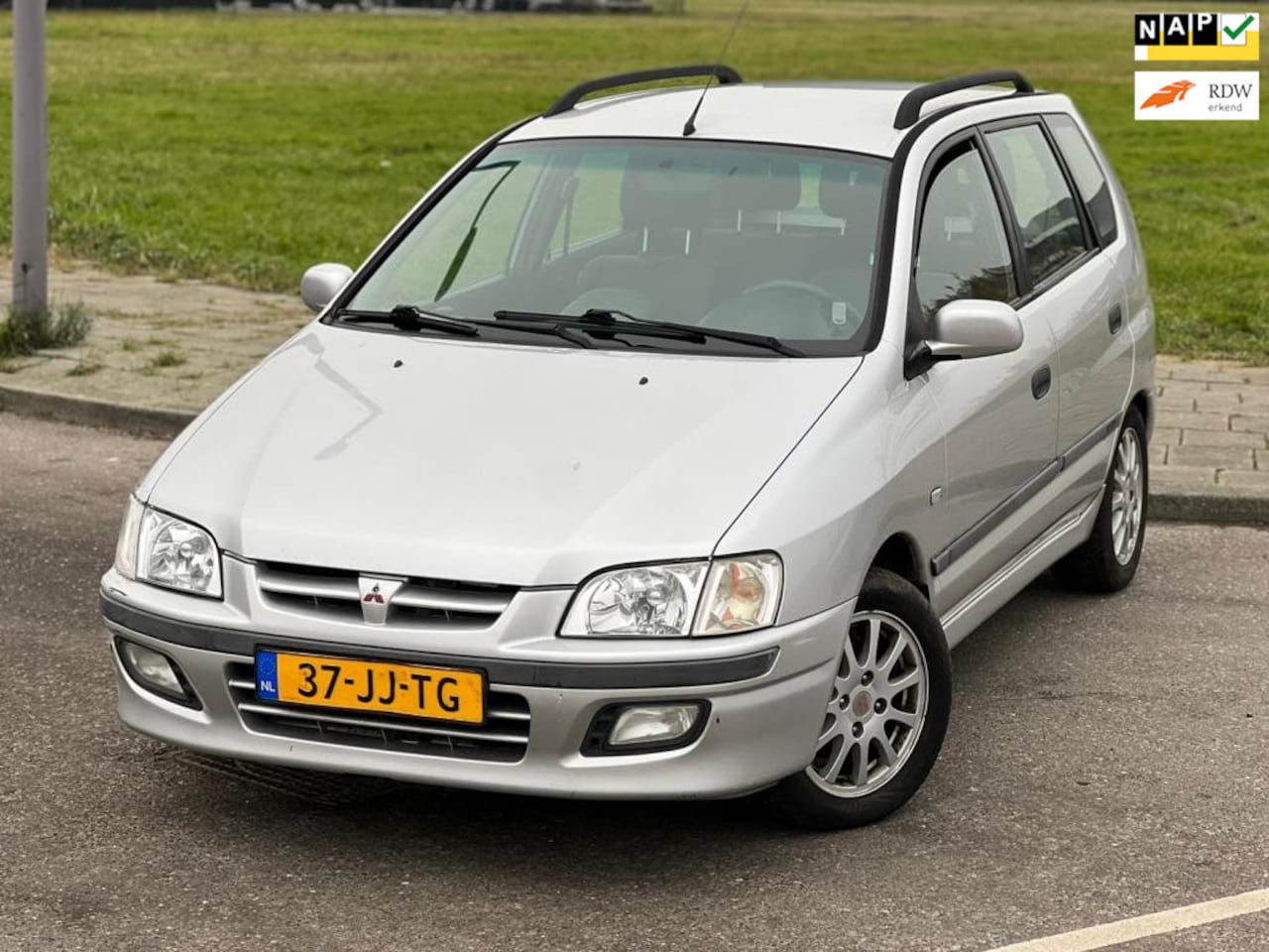 Mitsubishi Space Star - 1.8 GDI Comfort Live|1 jaar apk|Airco|elek rm|trekhaak - AutoWereld.nl