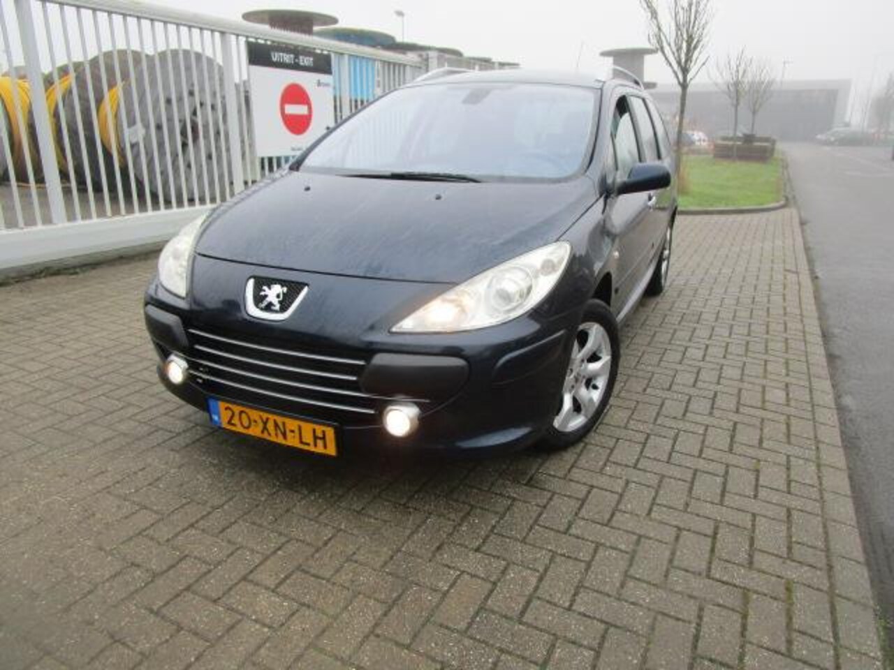 Peugeot 307 SW - 2.0-16V Premium 2.0-16V Premium, Automaat - AutoWereld.nl