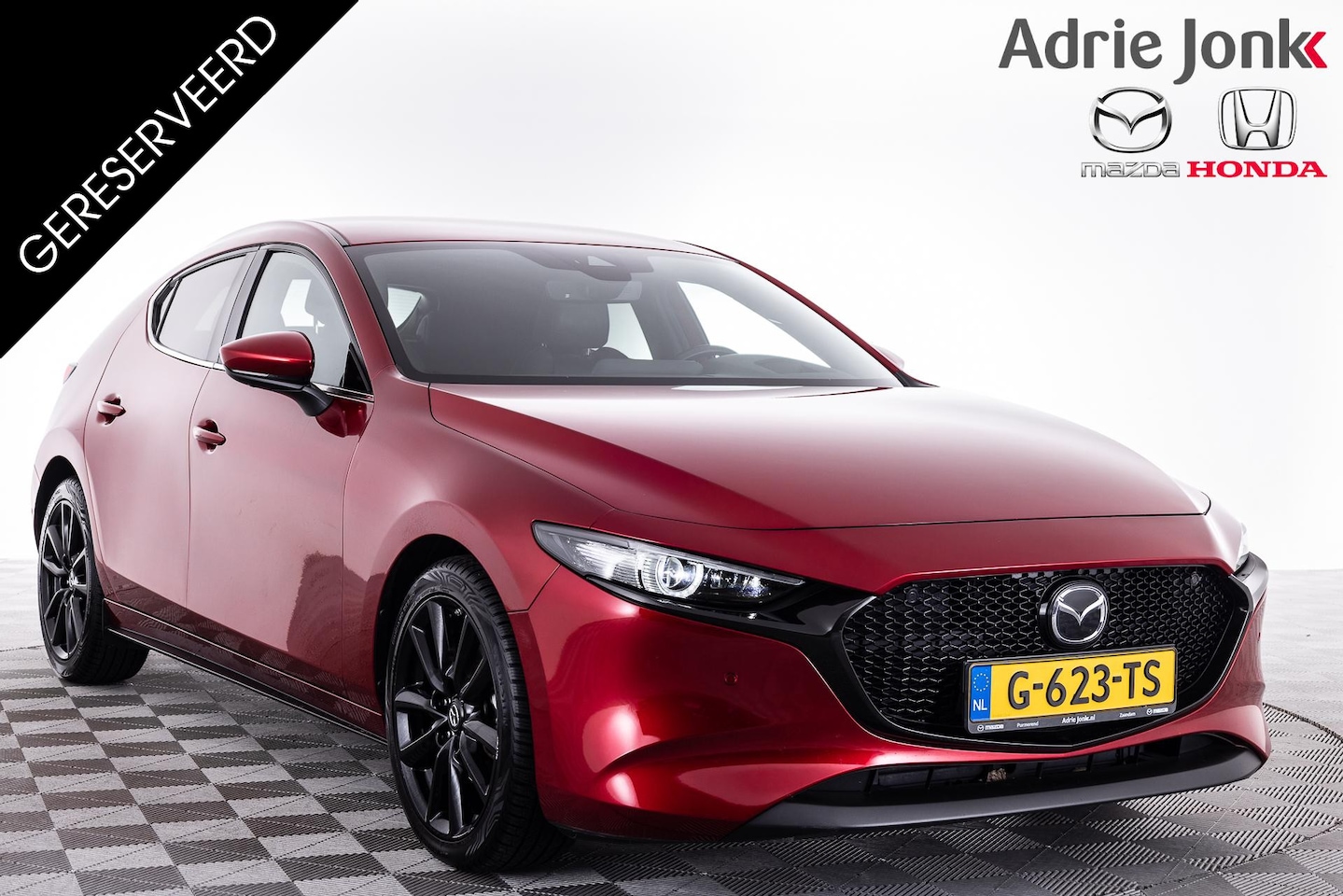 Mazda 3 - 2.0 e-SkyActiv-X M Hybrid 180 Luxury | I ACTIVESENSE PACK | APPLE CARPLAY | 18 INCH LM | L - AutoWereld.nl