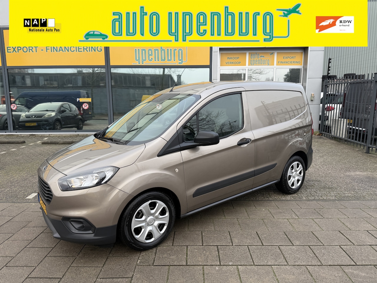 Ford Transit Courier - 1.5 TDCI Trend * MARGE * 46.890 Km * Navi * Airco * Achteruitrijcamera * - AutoWereld.nl