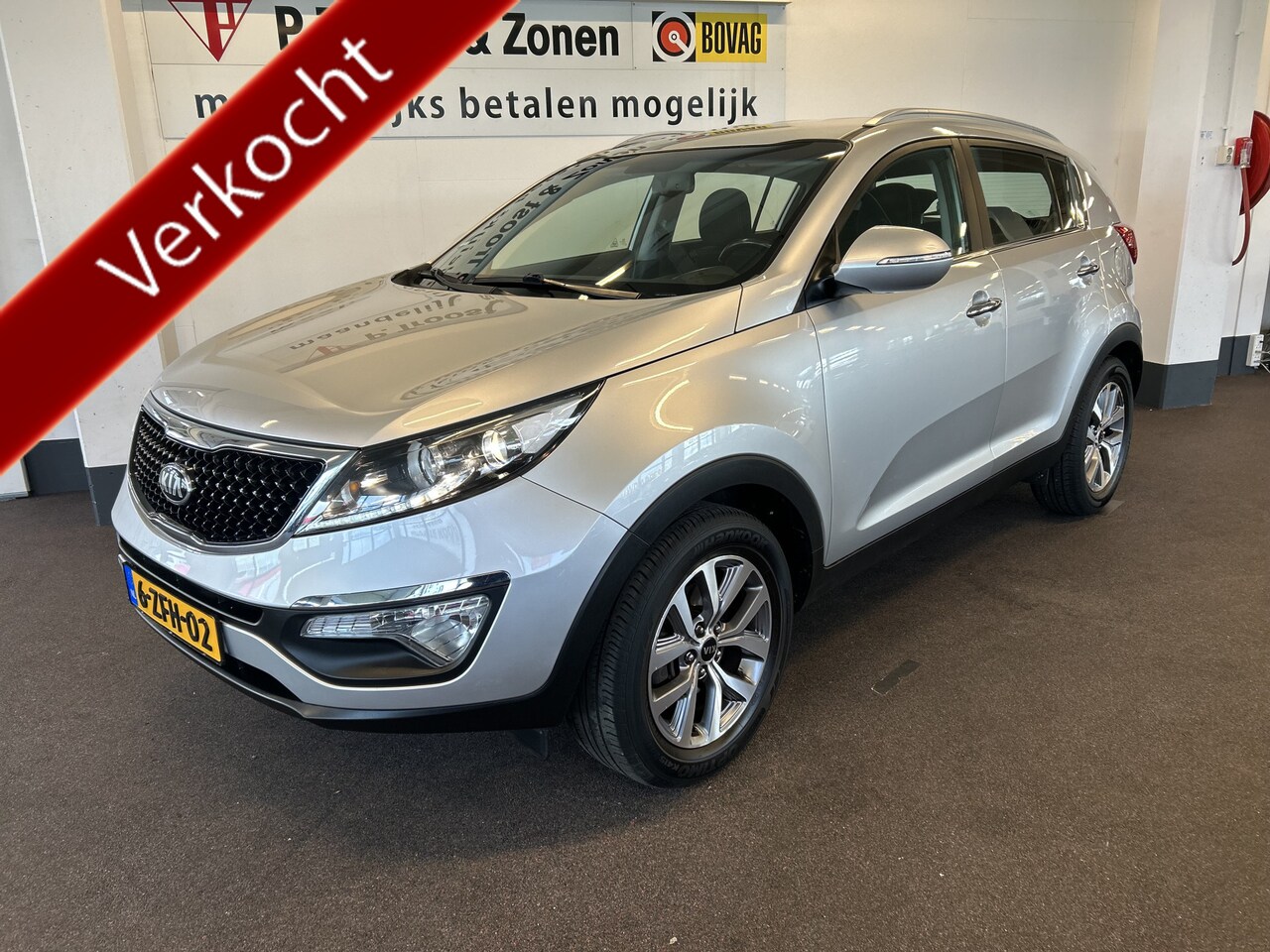 Kia Sportage - 1.6 GDI BusinessLine | Achteruitrijcamera | Trekhaak | Cruise control | Climate control | - AutoWereld.nl