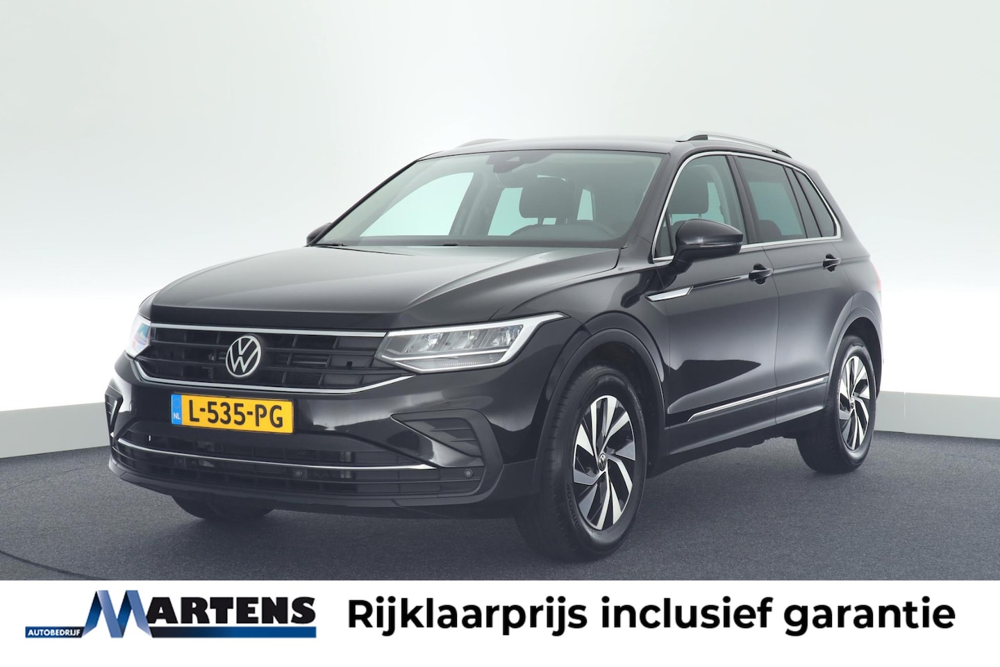 Volkswagen Tiguan - 1.5 TSI 150pk DSG Life Business Trekhaak Camera Keyless Virtual Cockpit Navigatie - AutoWereld.nl