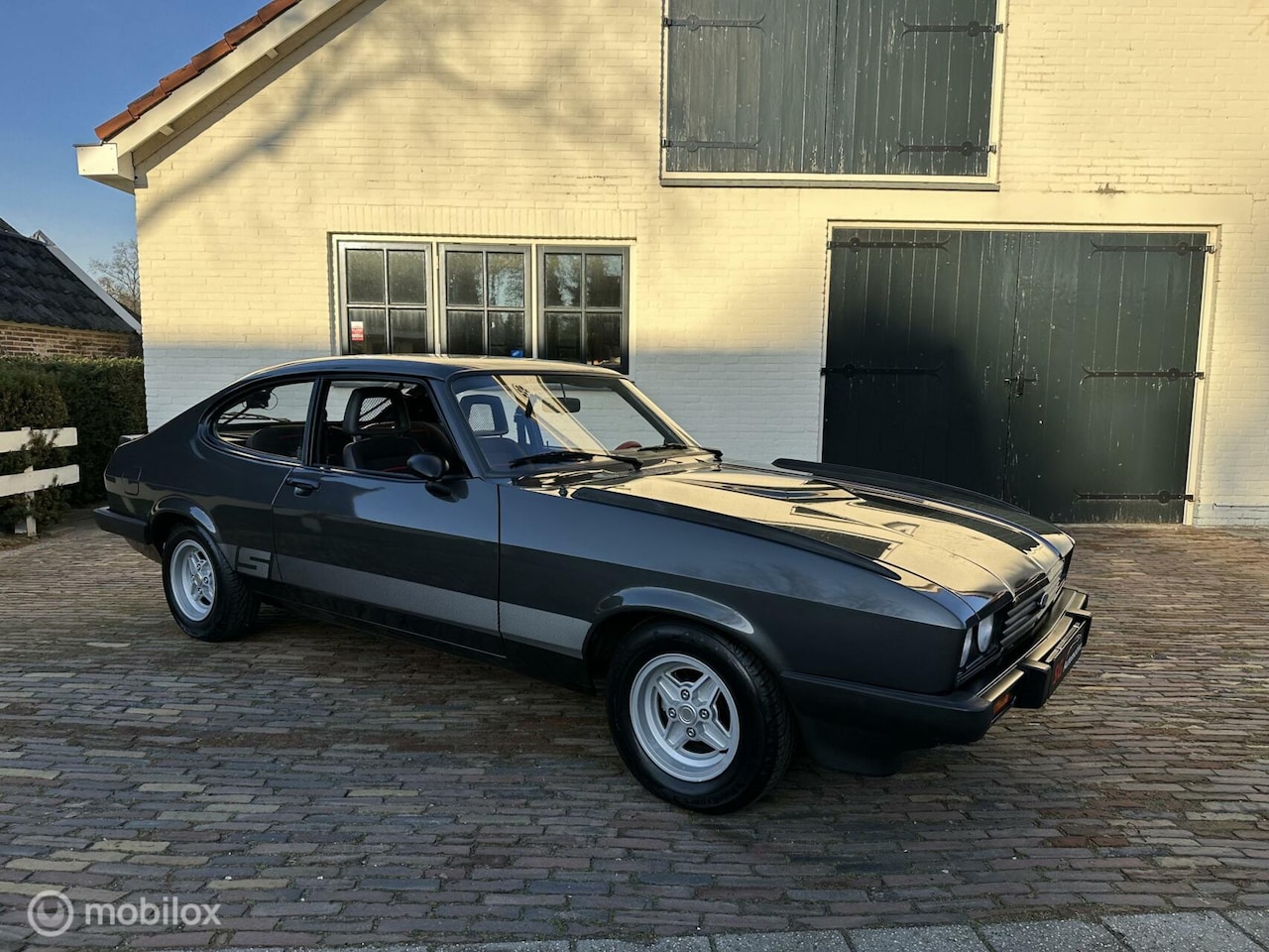 Ford Capri - 2 Coupé 1981 absolute nieuwstaat weinig km - AutoWereld.nl