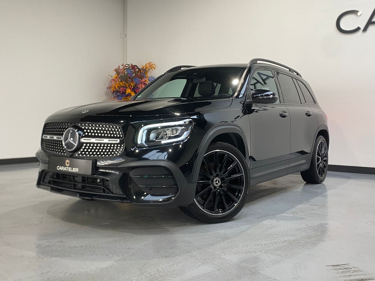 Mercedes-Benz GLB - 200d / Premium Plus / AMG / Pano / Trekhaak - AutoWereld.nl